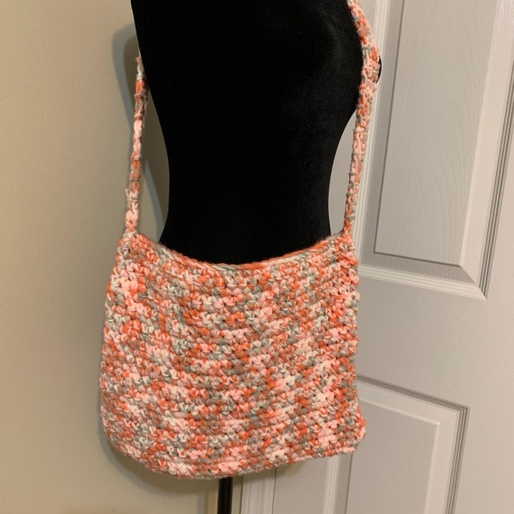 Crossbody Bag Crocheted Handmade - Picture 1 of 16